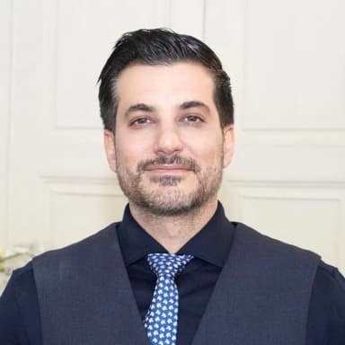 Dr Deniz Kanliada