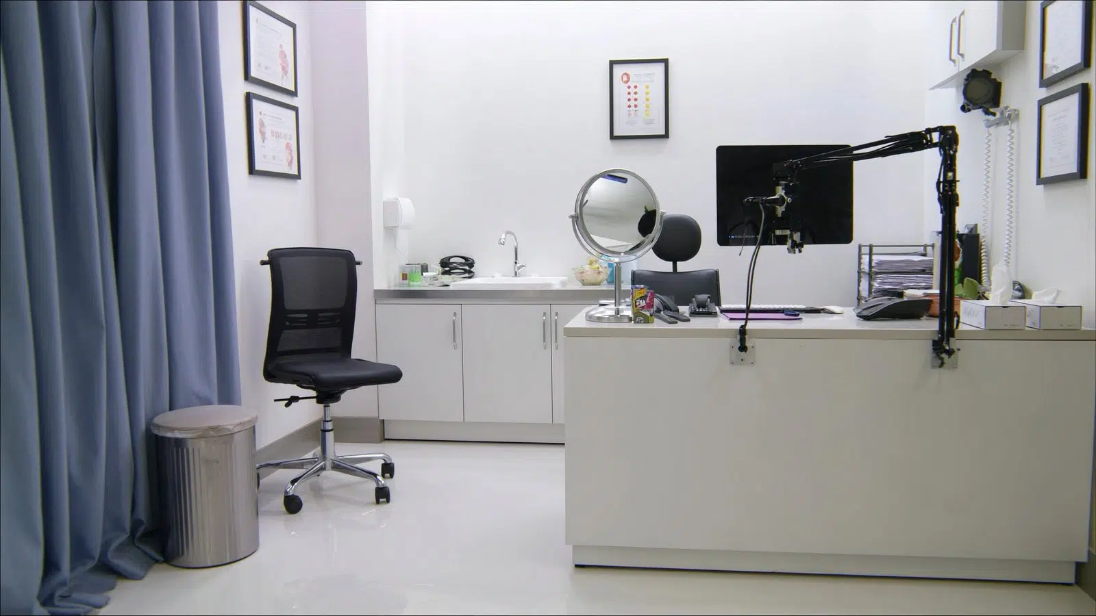 Hair Transplant vs Hair Loss Medication